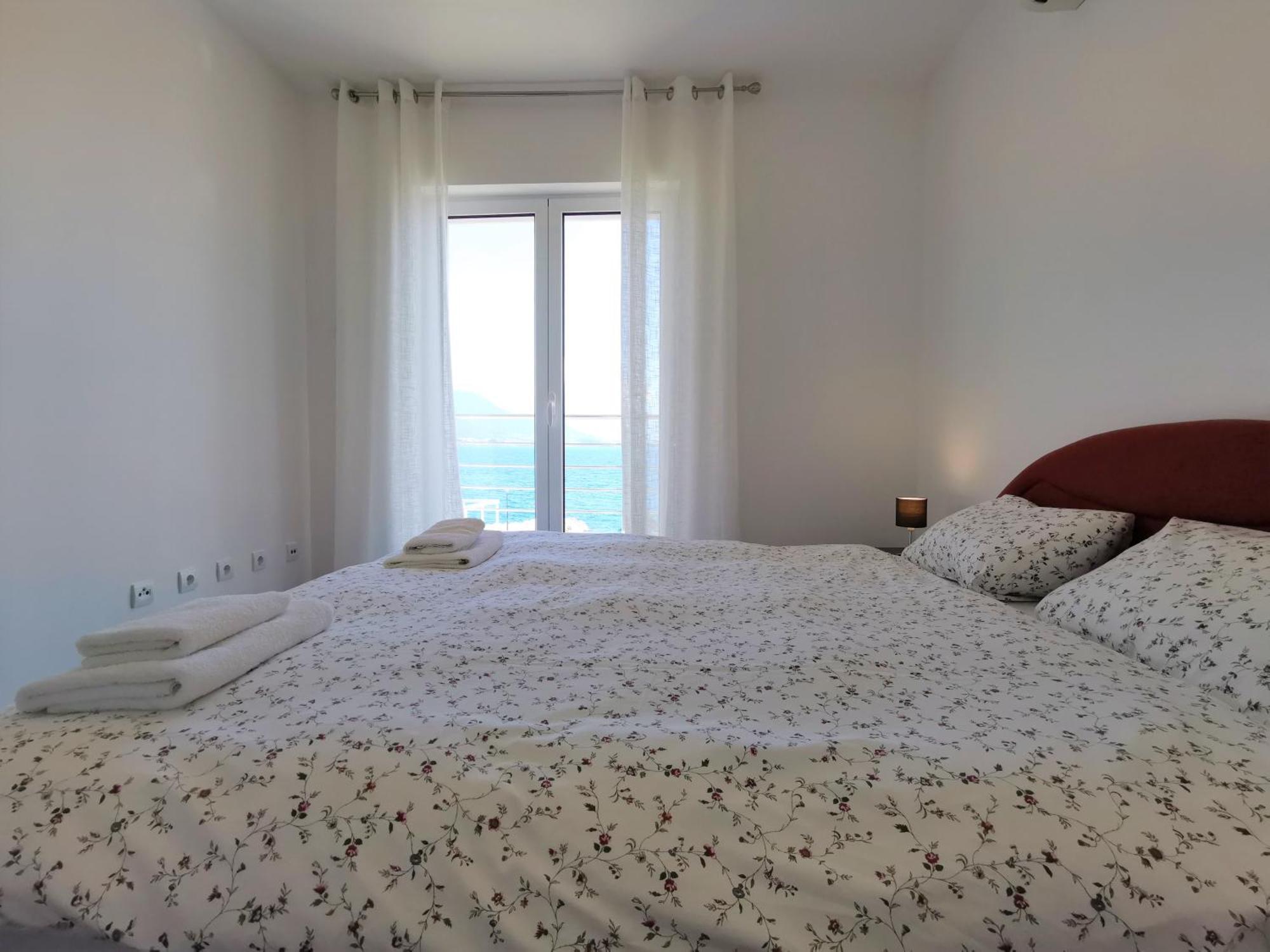Apartment Iris With Pool Lido Of Herceg Novi Bijela تْشيرسيك نوفي المظهر الخارجي الصورة